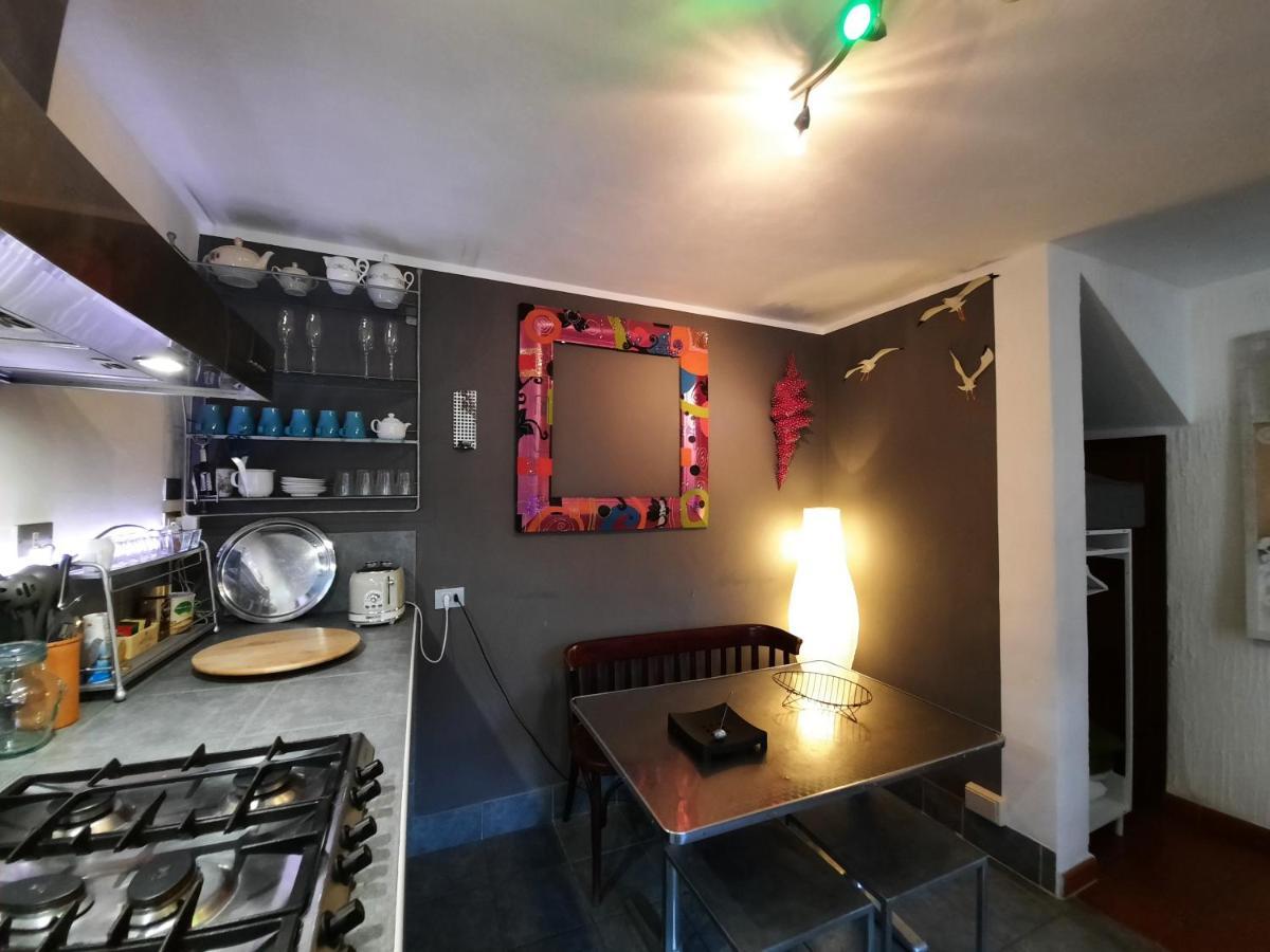 Le Terre Del Drago Apartment Bergeggi Bagian luar foto